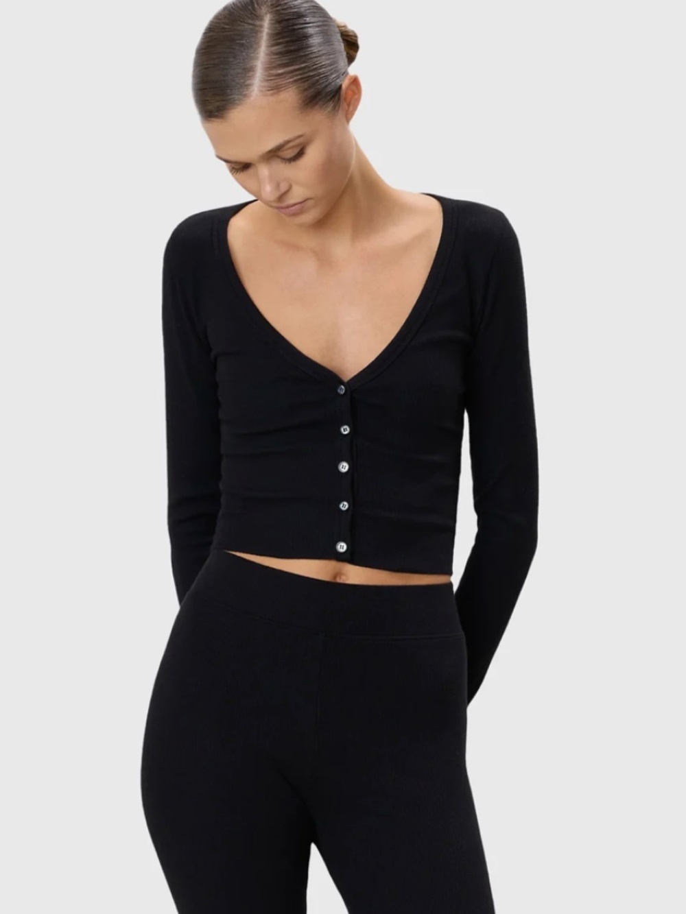 Eterne Cropped Cardigan | Butter Rib (RARE) - Picture 4 of 5